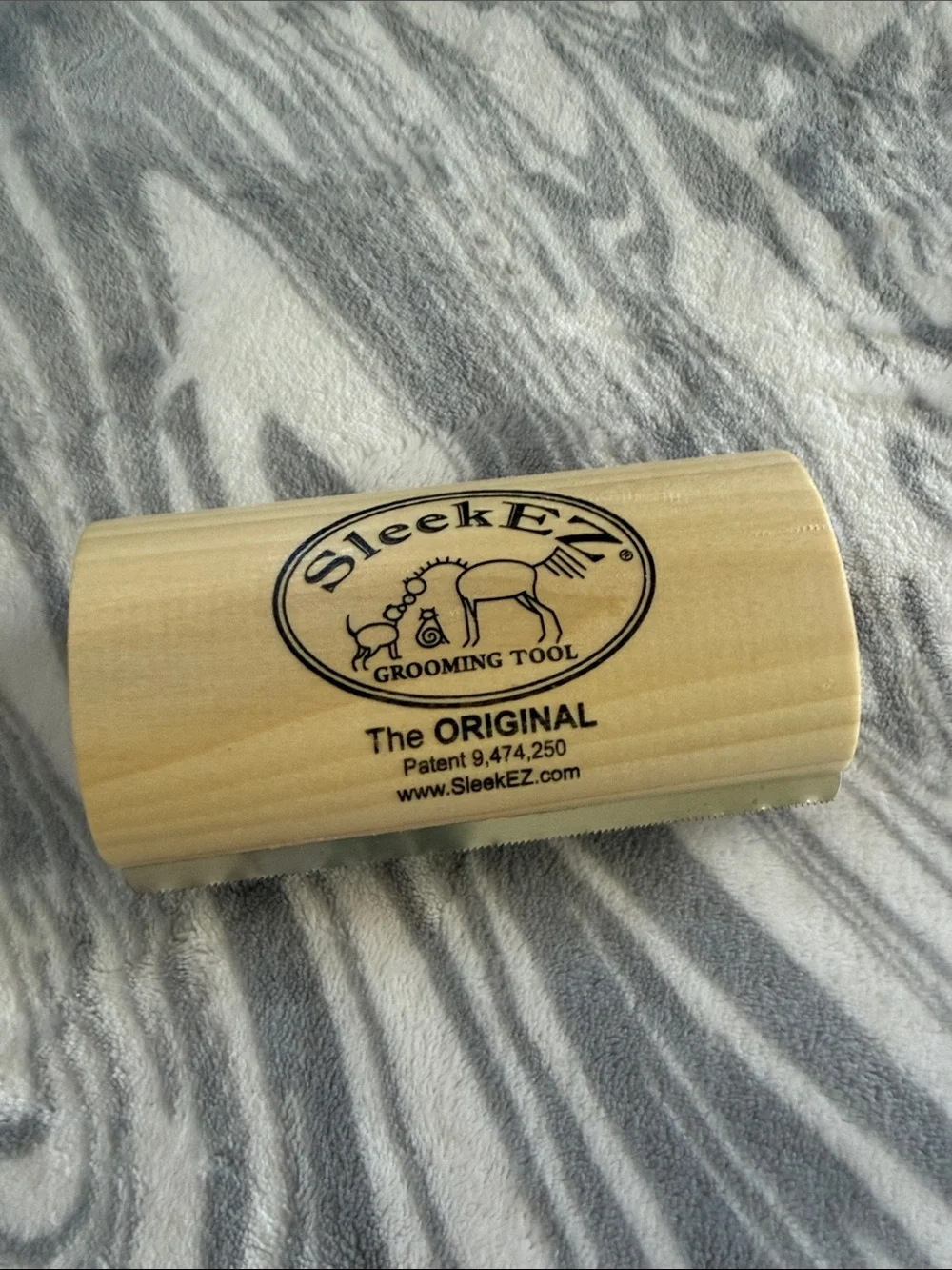 Original Dog Grooming Tool - Natural Wood